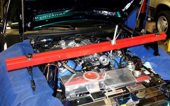Адвокатура поддержки двигателя автомобиля 680kg ремонта 160cm мастерской